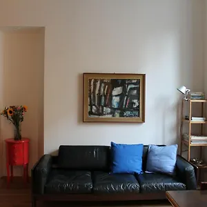 Goldoni77 - 3mins From Dateo Station , Milano Italia
